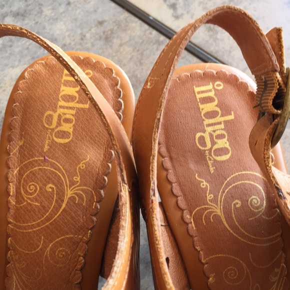 Indigo heels - Picture 2 of 6